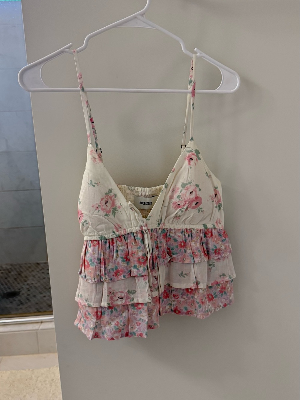 Hollister Cream Floral Ruffle Spaghetti-Strap Camisole